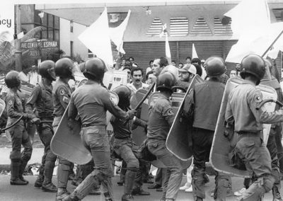 Foto 3 Manifestación Junio 1987