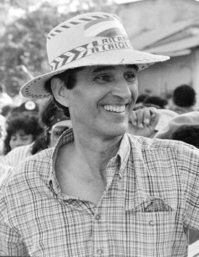 Llevó a los pueblos panameños su propuesta electoral para la elección de 1984.